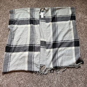 LOFT Gray and Black Checkered Wrap